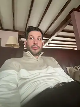 Taxidriver1988 online show from April 18, 2026, 4:42 pm