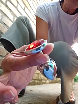 Snapshot of Yuky_ta chatting on October 1, 2025, 1:59 pm Yuky ta online show from October 1, 2025, 1:59 pm