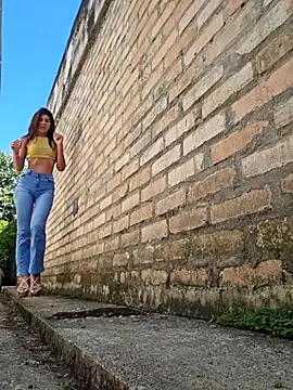 Yuky ta online show from March 19, 2026, 2:28 pm