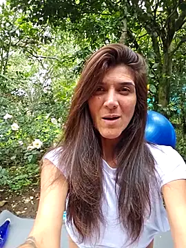 Snapshot of Yuky_ta chatting on November 23, 2025, 5:12 pm Yuky ta online show from November 23, 2025, 5:12 pm