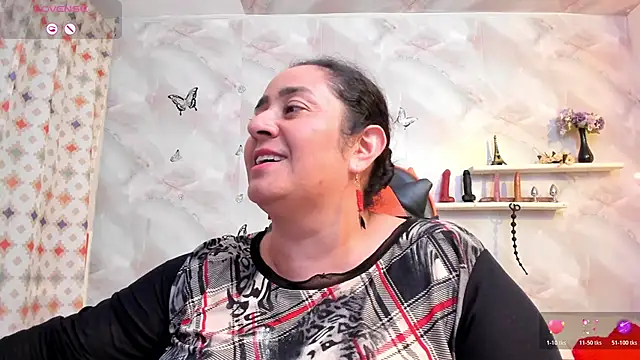 Snapshot of agathaxxx-69 chatting on November 4, 2025, 7:50 pm agathaxxx-69 online show from November 4, 2025, 7:50 pm