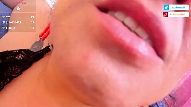 Snapshot of agathaxxx-69 chatting on December 14, 2025, 8:09 am agathaxxx-69 online show from December 14, 2025, 8:09 am