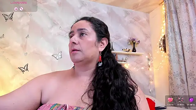 Snapshot of agathaxxx-69 chatting on November 5, 2025, 6:22 pm agathaxxx-69 online show from November 5, 2025, 6:22 pm