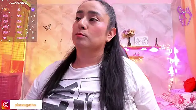 Snapshot of agathaxxx-69 chatting on October 1, 2025, 7:40 pm agathaxxx-69 online show from October 1, 2025, 7:40 pm