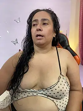 agathaxxx-69 online show from May 9, 2026, 8:45 pm
