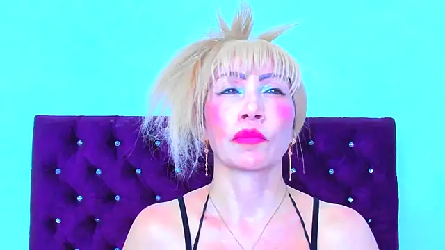 Snapshot of almabeckelt chatting on September 27, 2025, 8:48 pm almabeckelt online show from September 27, 2025, 8:48 pm