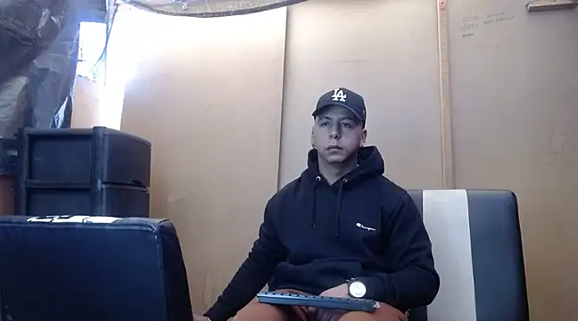 Black hot266 online show from December 14, 2024, 1:38 pm