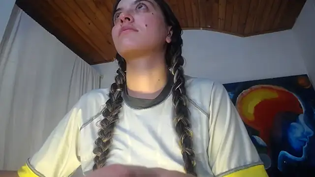 mariecam420 online show from October 19, 2025, 7:27 pm