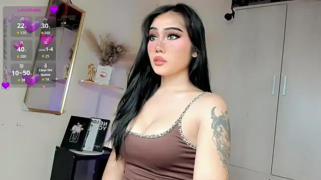 Snapshot of Icon1c_LiLy chatting on October 4, 2025, 10:11 pm Icon1c LiLy online show from October 4, 2025, 10:11 pm