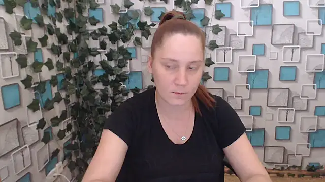 Snapshot of JosieJun_ chatting on September 17, 2025, 6:32 pm JosieJun  online show from September 17, 2025, 6:32 pm