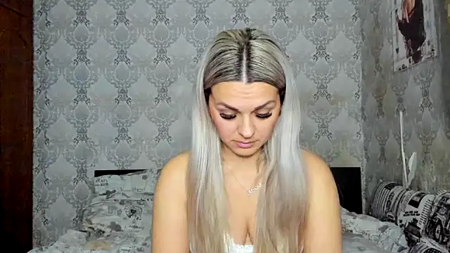 NicoletMoore online show from January 23, 2025, 8:35 pm