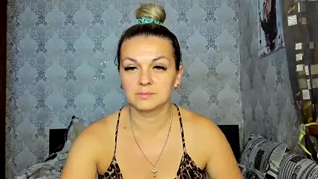 NicoletMoore online show from September 26, 2025, 7:54 pm