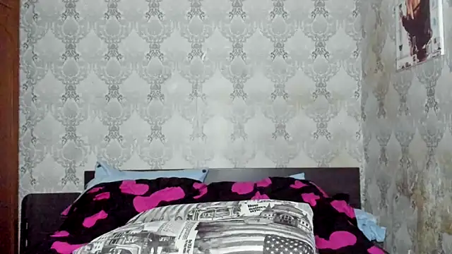 NicoletMoore online show from April 3, 2026, 7:31 pm