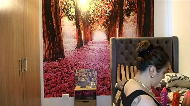 sofia23dirty online show from December 17, 2025, 5:51 pm