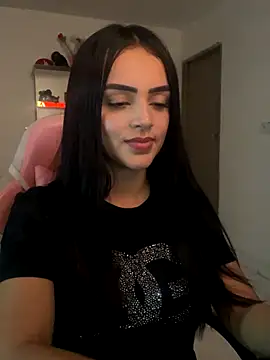 anniehart online show from December 16, 2025, 1:43 am