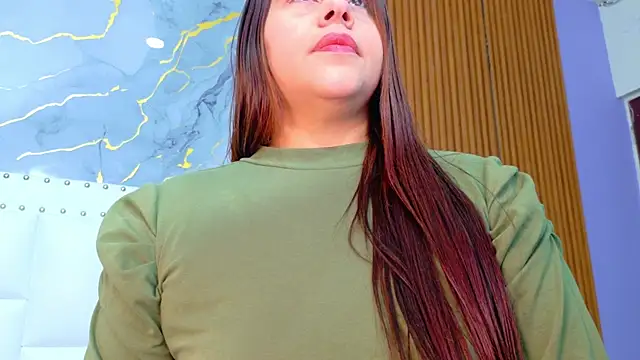 IrresistibleMilf online show from September 28, 2025, 12:23 pm