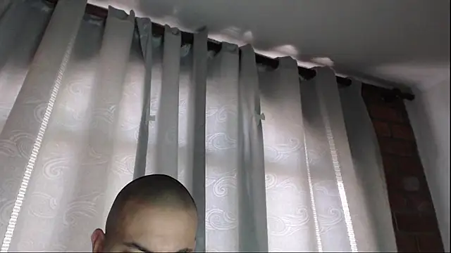 Armando 2002 online show from September 24, 2025, 4:24 pm