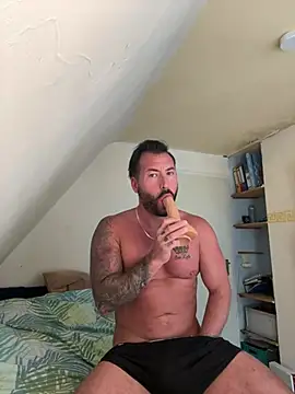 2guysforu online show from March 21, 2025, 7:55 am