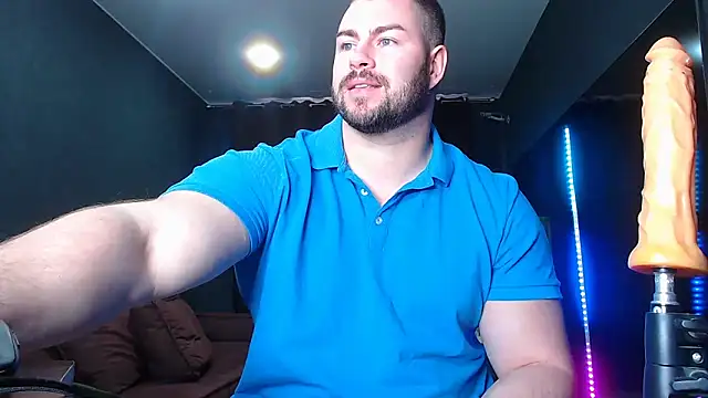 muscularjohnforuX online show from March 8, 2025, 9:50 am