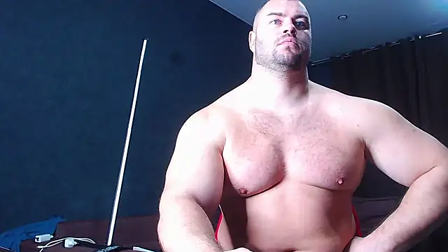 muscularjohnforuX online show from December 4, 2025, 7:18 am