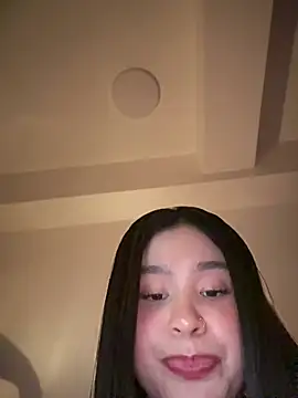 bella parisi online show from April 19, 2026, 2:45 am