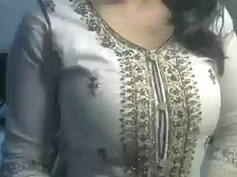 Snapshot of SiaraSiyA chatting on March 2, 2025, 6:46 pm SiaraSiyA online show from March 2, 2025, 6:46 pm