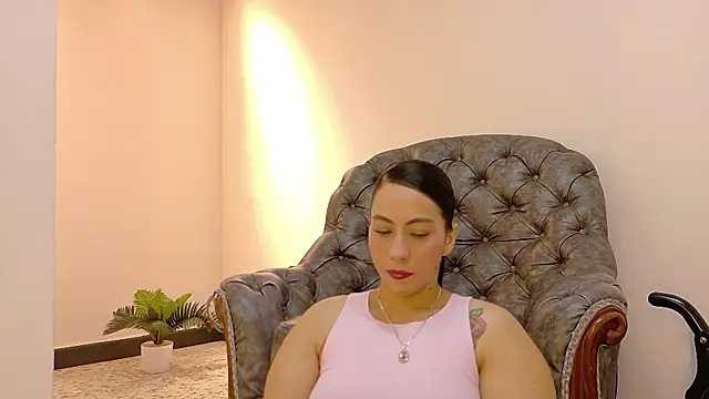 niky smit online show from February 27, 2025, 11:39 am