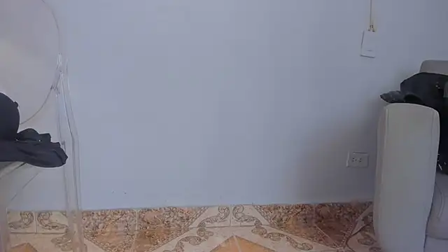 Snapshot of swt-booty chatting on September 23, 2025, 6:04 pm swt-booty online show from September 23, 2025, 6:04 pm