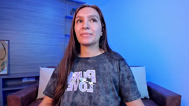 miataylorr1 online show from February 18, 2025, 12:06 pm