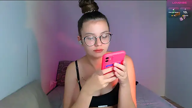 bbycolada online show from October 5, 2025, 10:44 pm