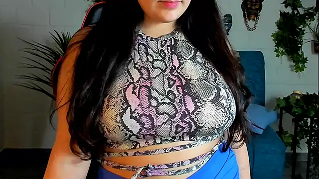 CeceliaJohnson online show from January 28, 2025, 2:10 pm