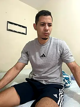 Snapshot of steven_clain chatting on September 25, 2025, 11:22 pm steven clain online show from September 25, 2025, 11:22 pm