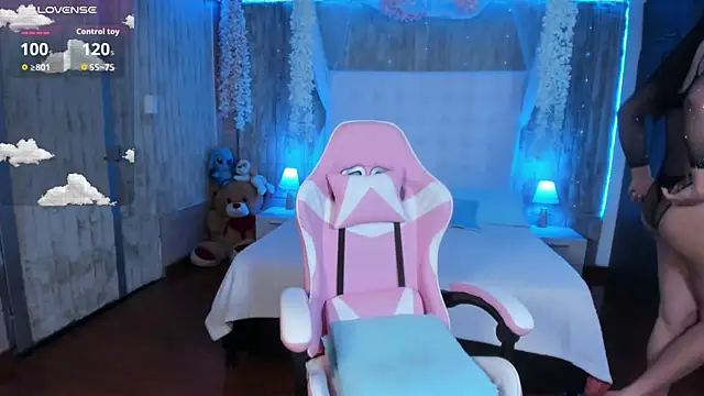 Snapshot of floryn_susana chatting on October 29, 2025, 10:52 pm floryn susana online show from October 29, 2025, 10:52 pm