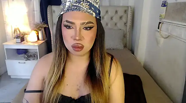 RebecaNextToYou online show from January 27, 2025, 5:37 pm