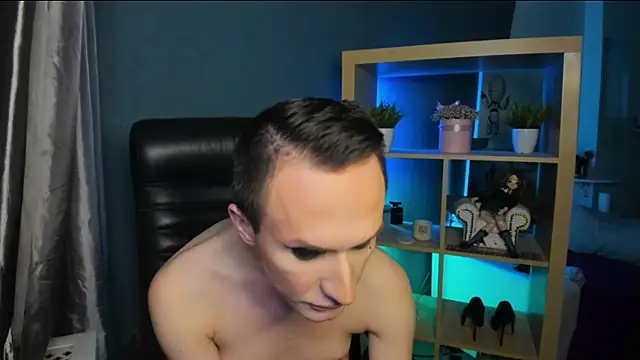 Snapshot of Cristal_Connors chatting on December 30, 2024, 1:36 pm Cristal Connors online show from December 30, 2024, 1:36 pm