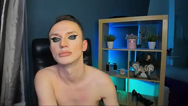 Snapshot of Cristal_Connors chatting on December 16, 2024, 4:49 pm Cristal Connors online show from December 16, 2024, 4:49 pm