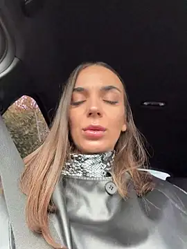 Snapshot of Bad_Giorgia chatting on October 21, 2025, 11:31 am Bad Giorgia online show from October 21, 2025, 11:31 am