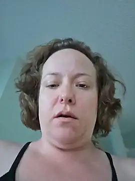 julimonroe online show from June 2, 2026, 1:38 am