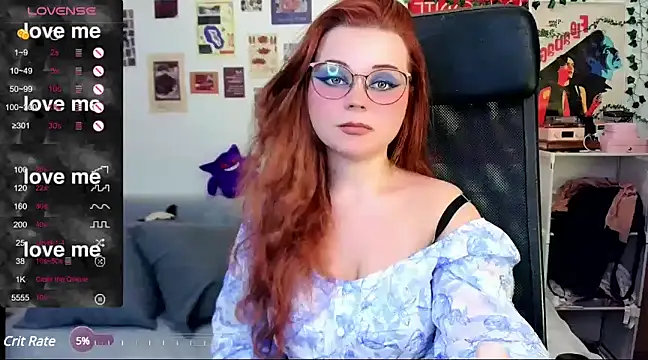 Snapshot of StellaMilla chatting on February 18, 2025, 1:21 am StellaMilla online show from February 18, 2025, 1:21 am