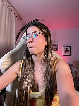 Snapshot of Stormiie777 chatting on March 3, 2026, 2:07 am Stormiie777 online show from March 3, 2026, 2:07 am