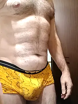 Snapshot of Saysomething3 chatting on March 13, 2025, 3:50 pm Saysomething3 online show from March 13, 2025, 3:50 pm