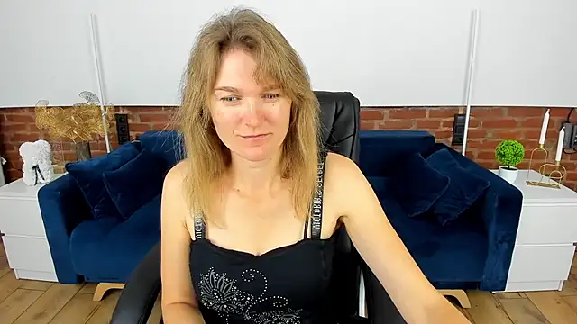 Snapshot of Anabell_xxx chatting on September 27, 2025, 5:35 am Anabell xxx online show from September 27, 2025, 5:35 am