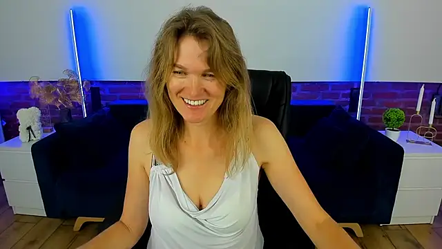 Snapshot of Anabell_xxx chatting on September 28, 2025, 5:58 am Anabell xxx online show from September 28, 2025, 5:58 am