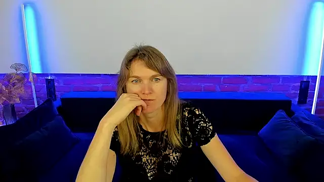 Snapshot of Anabell_xxx chatting on October 13, 2025, 3:46 pm Anabell xxx online show from October 13, 2025, 3:46 pm