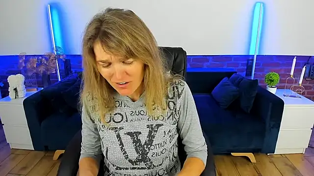 Snapshot of Anabell_xxx chatting on September 20, 2025, 5:45 am Anabell xxx online show from September 20, 2025, 5:45 am