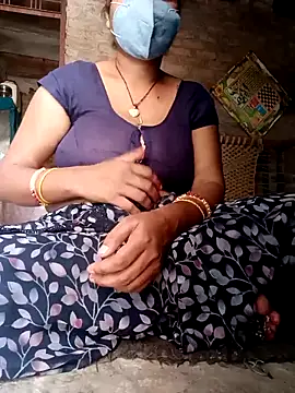 Snapshot of Lattika-Bhabhi chatting on March 1, 2025, 5:52 am Lattika-Bhabhi online show from March 1, 2025, 5:52 am