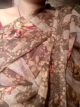 Snapshot of Lattika-Bhabhi chatting on February 14, 2025, 6:23 am Lattika-Bhabhi online show from February 14, 2025, 6:23 am