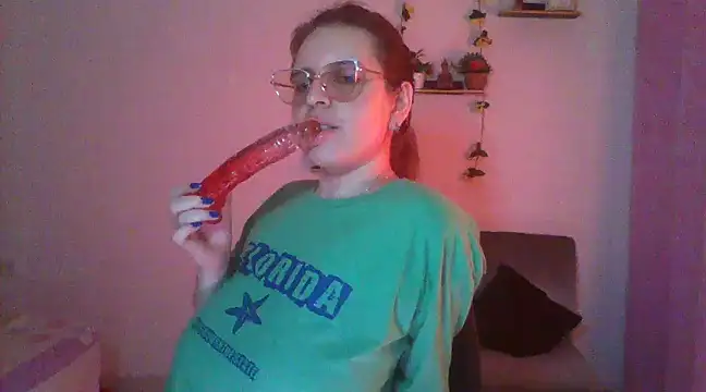 lorenitabella online show from March 7, 2025, 2:57 am