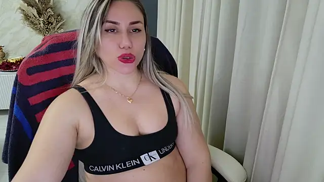 Snapshot of Annyfit4you chatting on February 27, 2025, 11:26 pm Annyfit4you online show from February 27, 2025, 11:26 pm