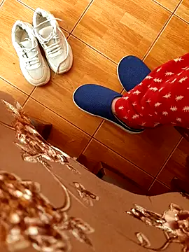 Snapshot of feet_toes chatting on October 30, 2025, 5:50 am feet toes online show from October 30, 2025, 5:50 am